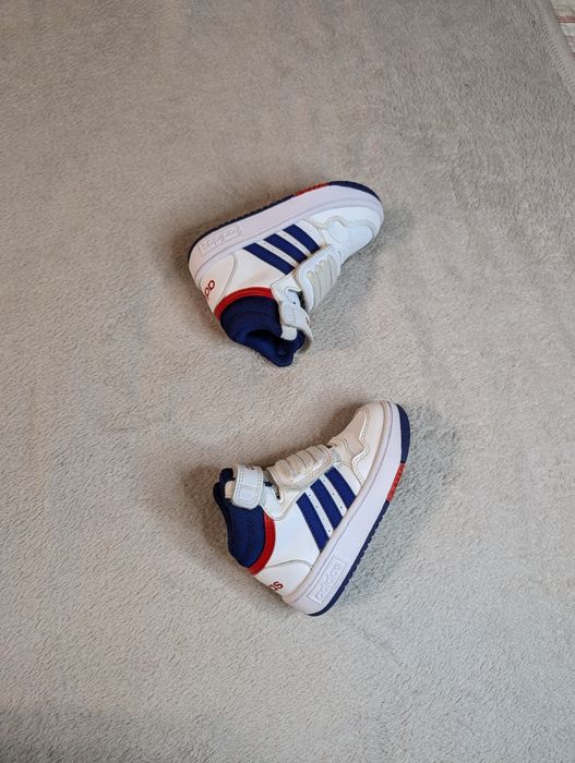 Кросівки Adidas 23 р. 14 см хайпоти відмінний стан