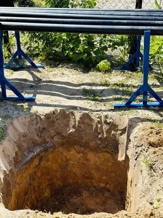 Буріння свердловин на воду Малогабаритна установка Житомир  Бердичів