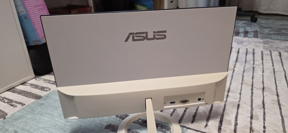 Monitor Asus 23" full hd
