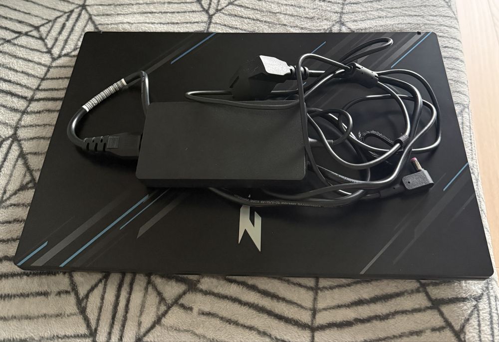 Acer Nitro V 15 Laptop gamingowy | ANV15-51 | Czarny