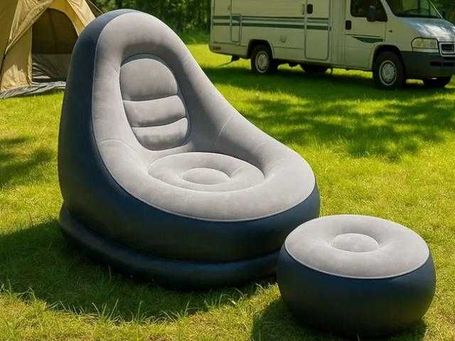 Fotel i pufa kolor czarnoszary