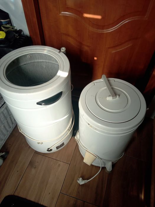 Pralka wirnikowa iwirówka do ubrań