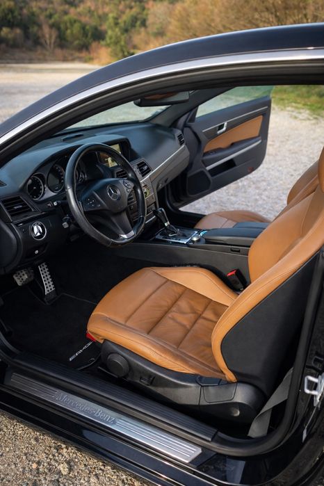 Mercebes-Benz E220 Coupe AMG