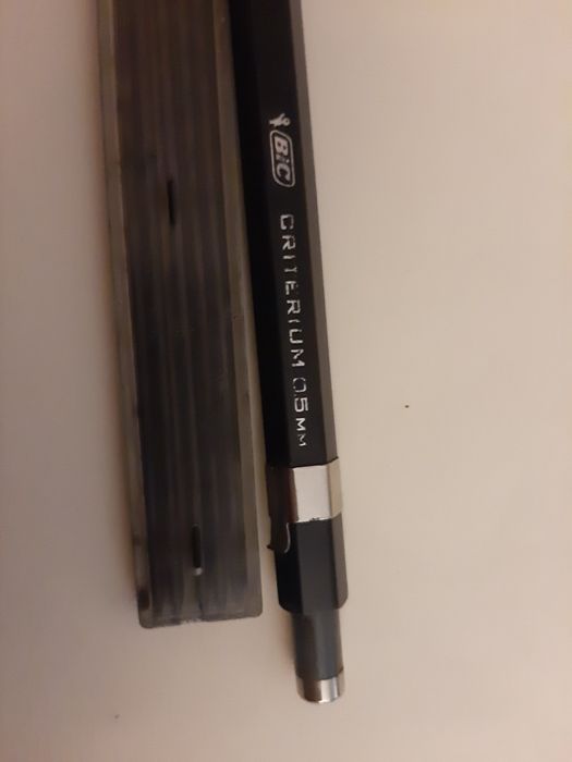 Lapiseira BIC Criterium 0,5mm+5 minas