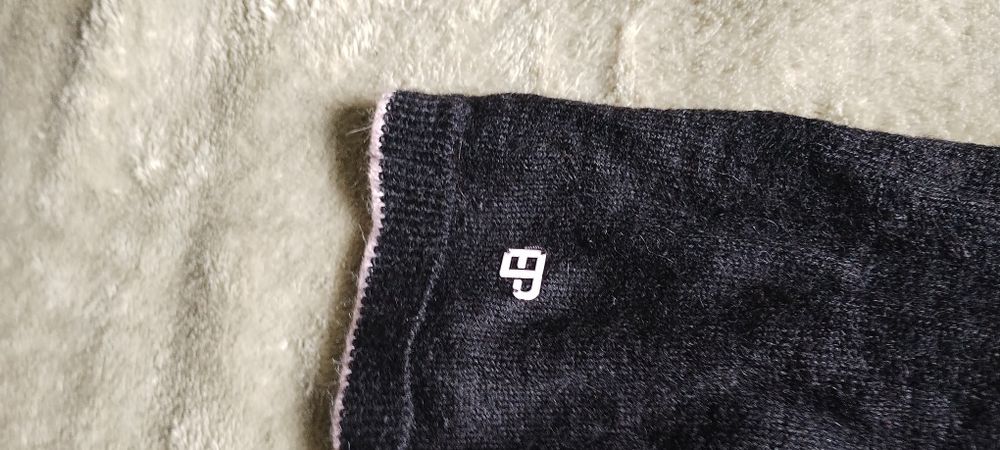 Sukienka czarna alpaka