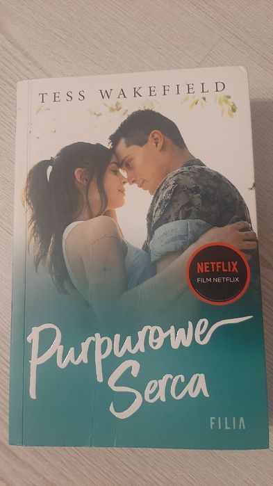 Sprzedam ksiazke Purpurowe serca