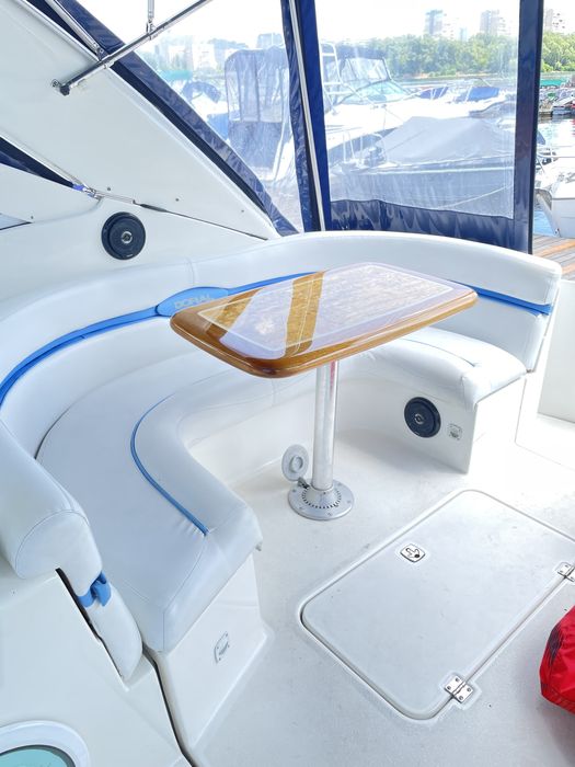 Яхта Doral 360 SC