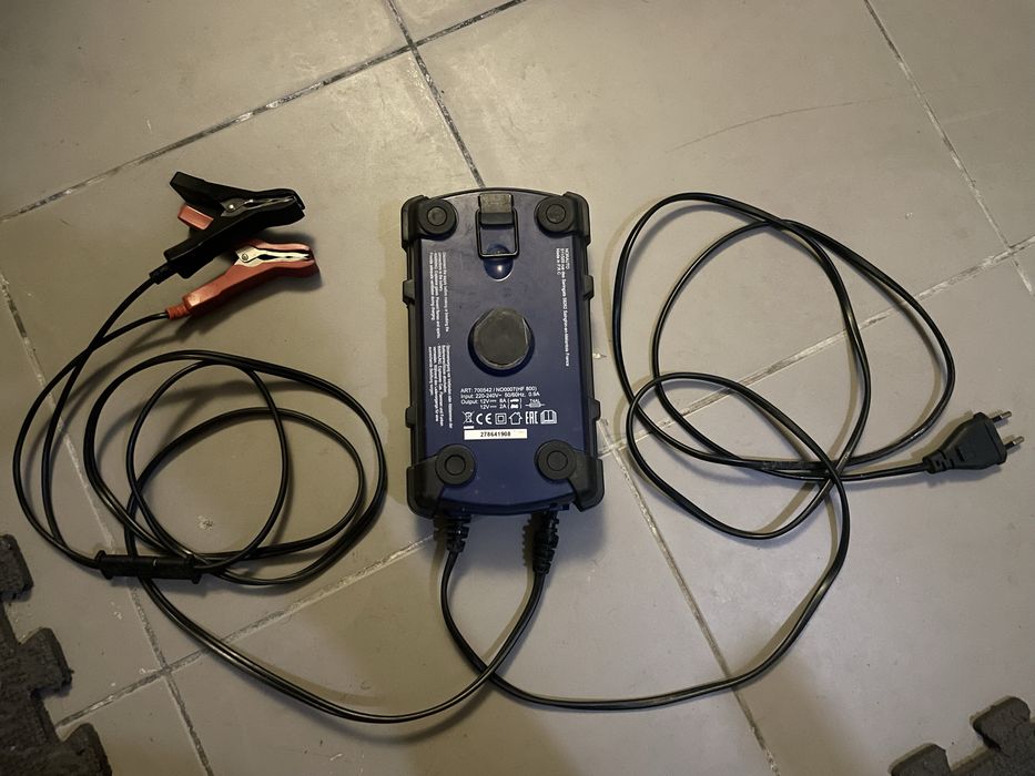 Carregador inteligente de bateria automóvel Premium 12V