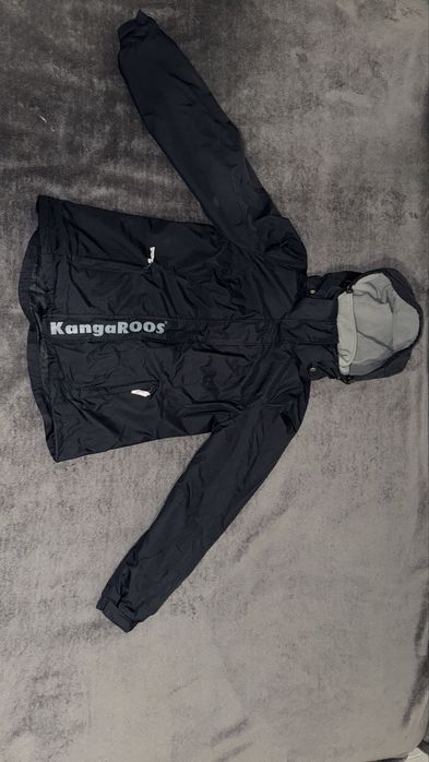 Гірськолижна куртка в розмірі S/M