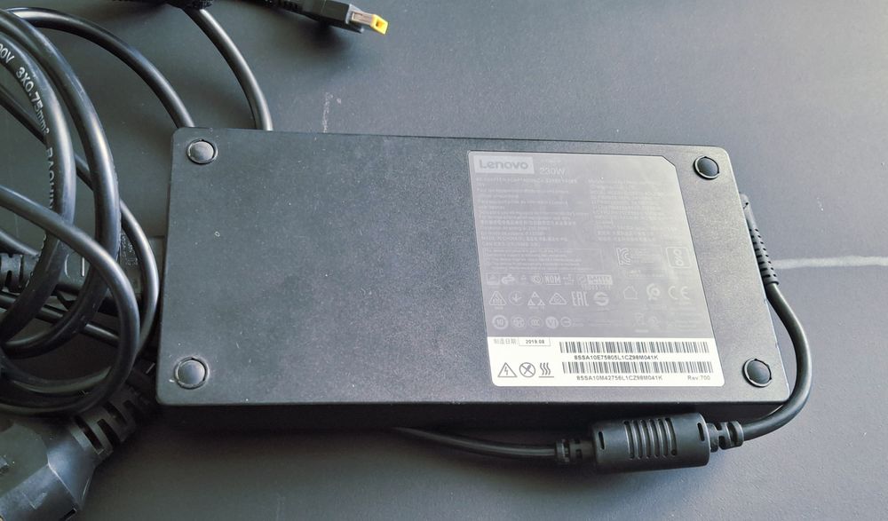 Laptop LENOVO P50 ThinkPad ( I7 16GB 256GB SSD NVIDIA Quadro )