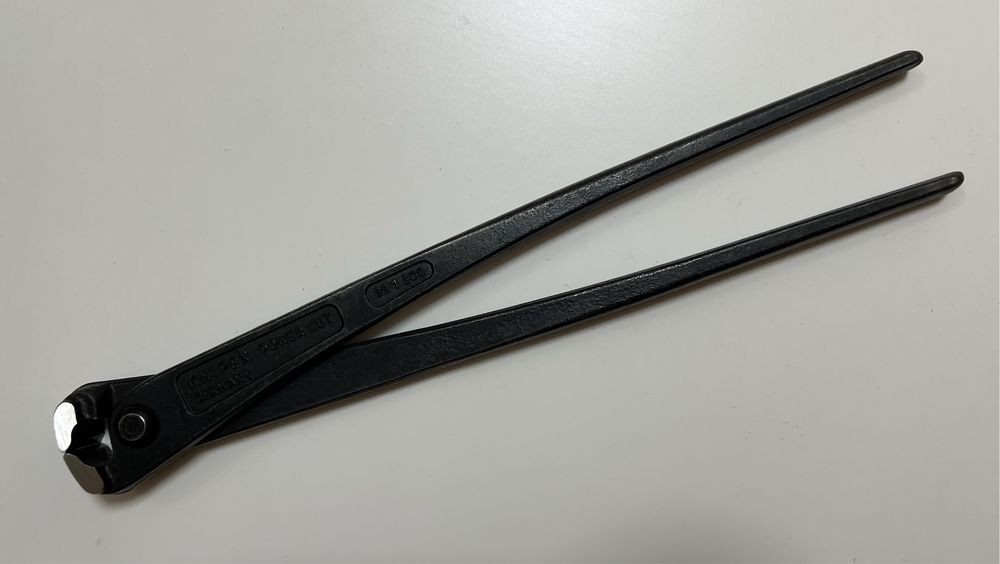 Torquês Knipex Ref. 991300 - Preta