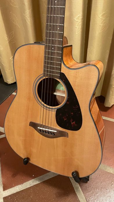 Yamaha FGX800C NT