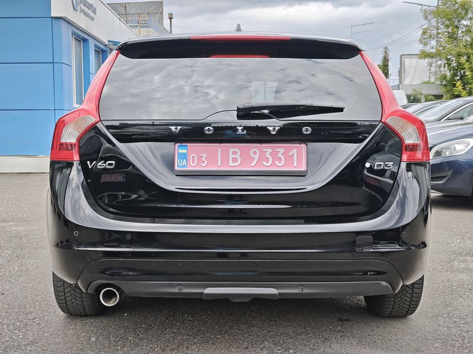 Volvo V60 Facelift 2015 2.0 D3 автомат ВІДЕО