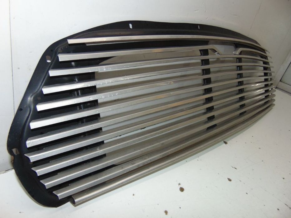 Mini 1000 grelha frontal nova
