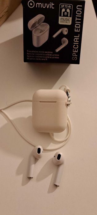 Fones bluetooth novos