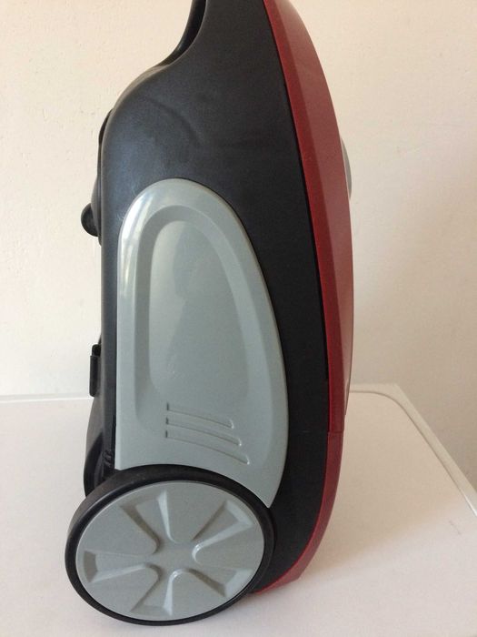 Пылесос для сухой уборки VITEK