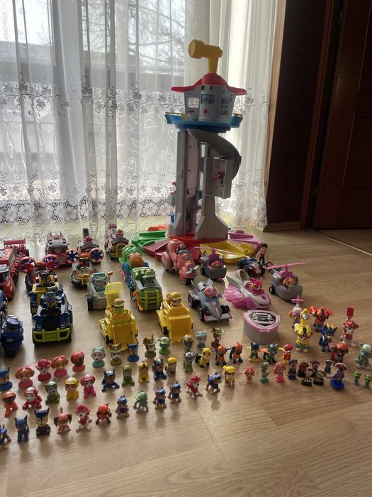Baza psi patrol xxxl plus figurki auta