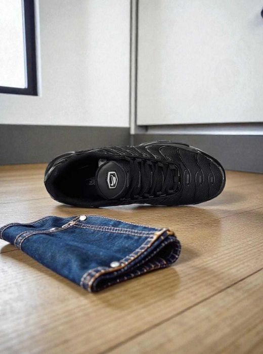 БЕЗ ПЕРЕДОПЛАТИ‼️ Nike Air Max Plus Triple Найк Аир Макс ТН