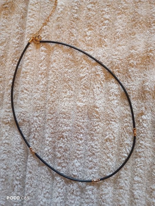 Прикраса шнурок на шию