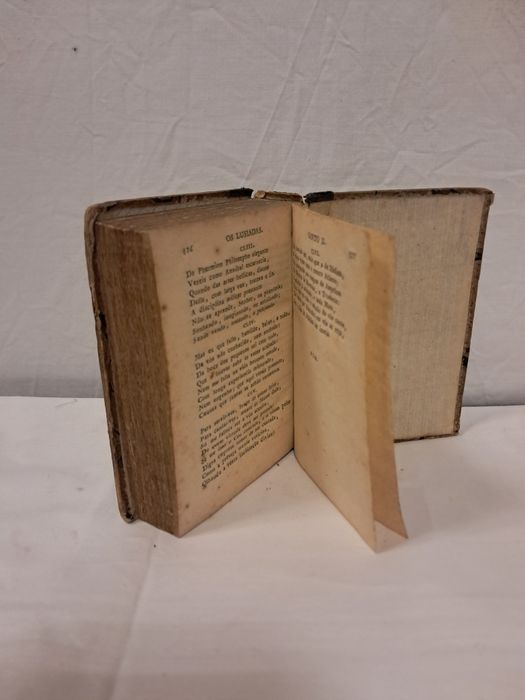 Livro Camões edição de 1827