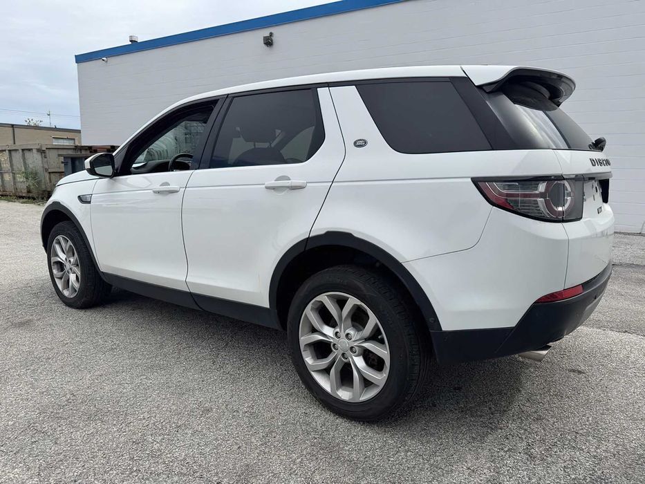Land Rover Discovery Sport      2016