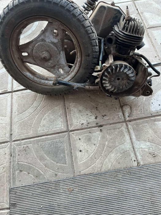 Продам мотор 2т 50сс скутер