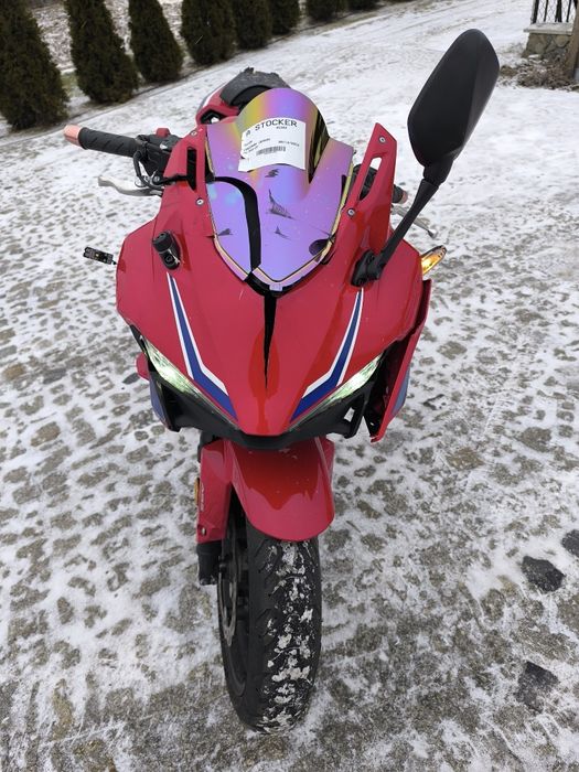 Honda CBR500 rok 2024. Niski przebieg tylko 4 tys
