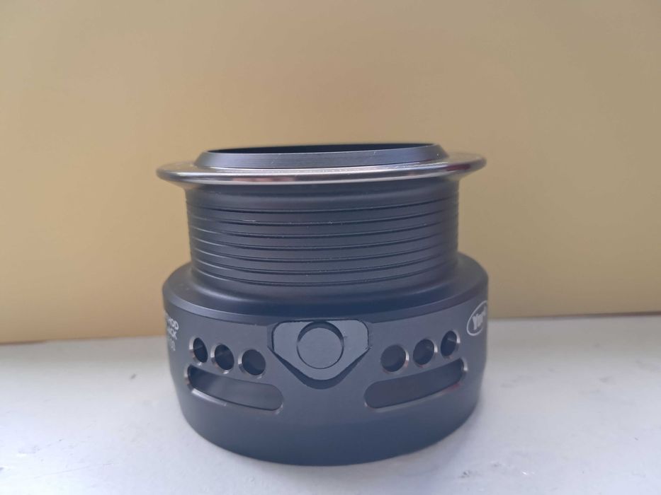 Szpula aluminiowa do kołowrotka York Method Black 4500