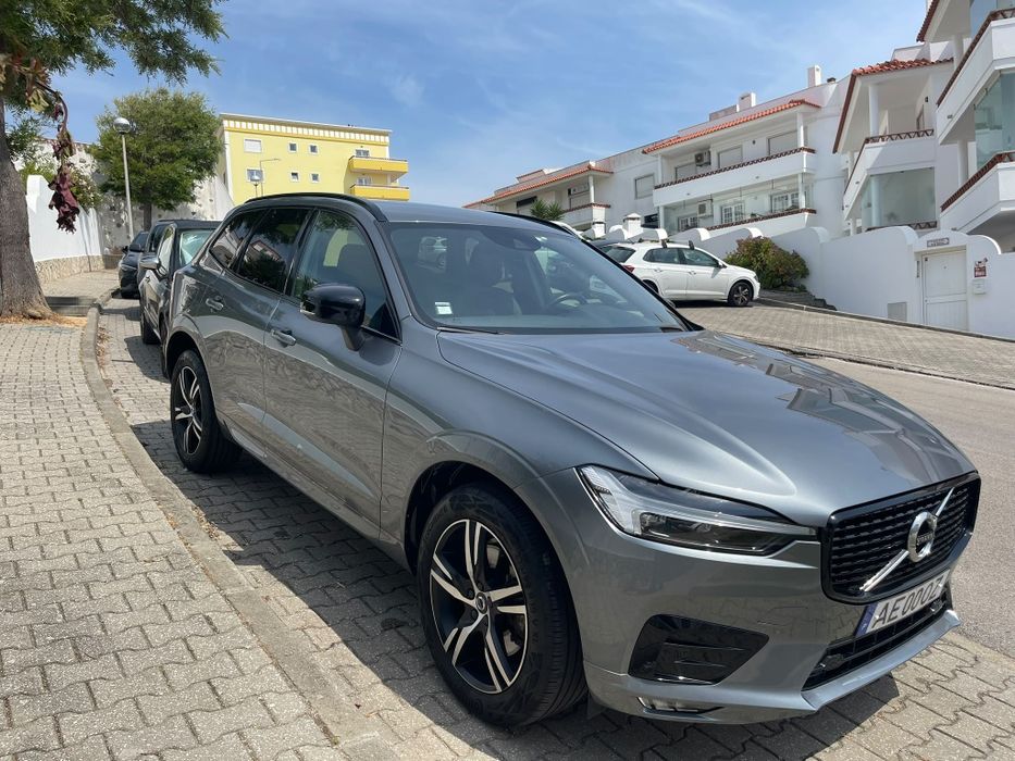 Volvo XC60 B4 Híbrido Gasóleo R-Design | Dez 2020 | 96.000 km | 1º Dono