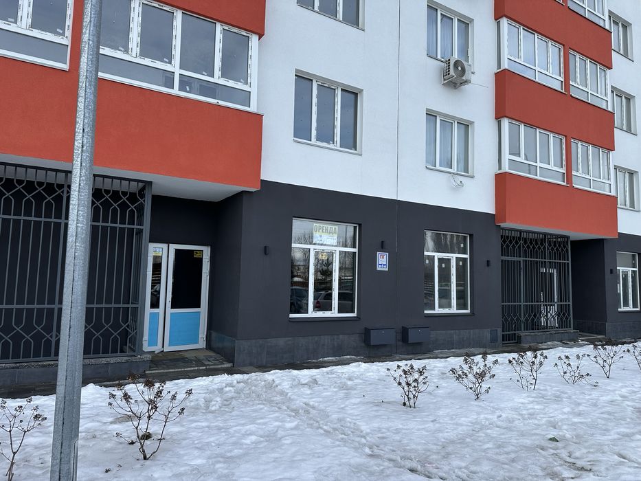 Здам комерційне приміщення 78 м.кв на 1 пов житл. будинку. Бровари
