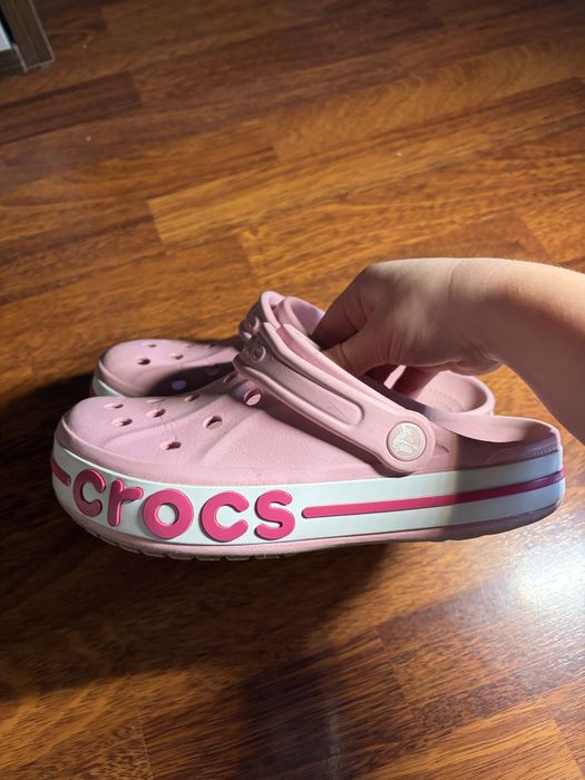 Продам crocs оригінал