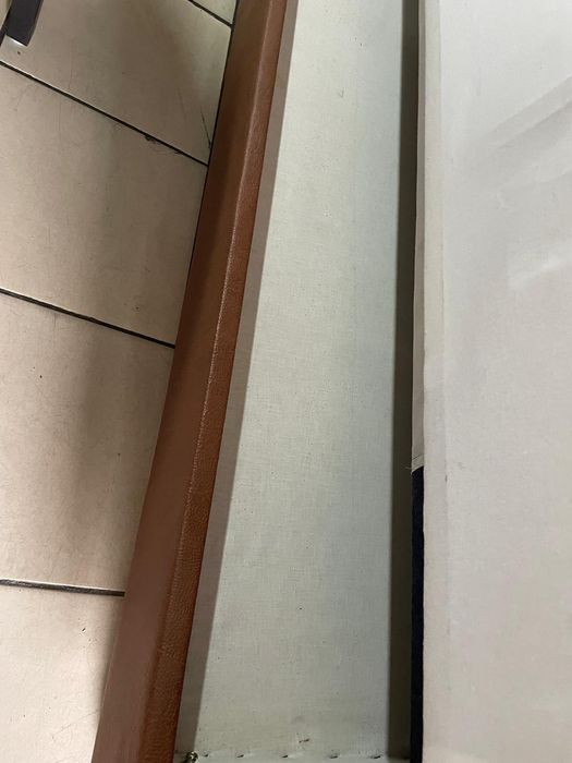 Sofá  Cama em Pele Genuína