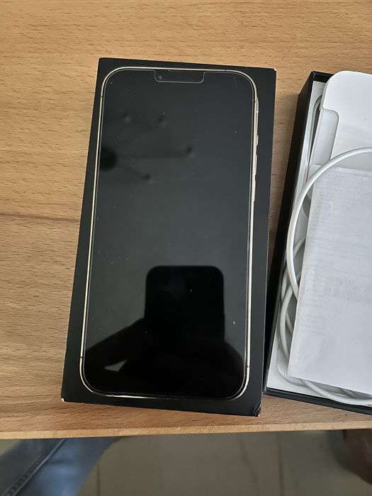 Iphone 13 pro max uszkodzony