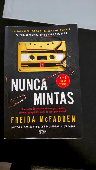 Livros Freida Mcfadden