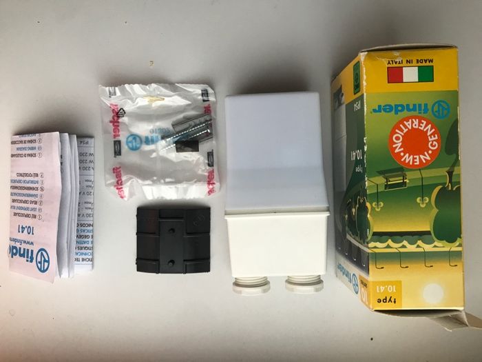 Сумеречный датчик для уличного освещения Finder Italy