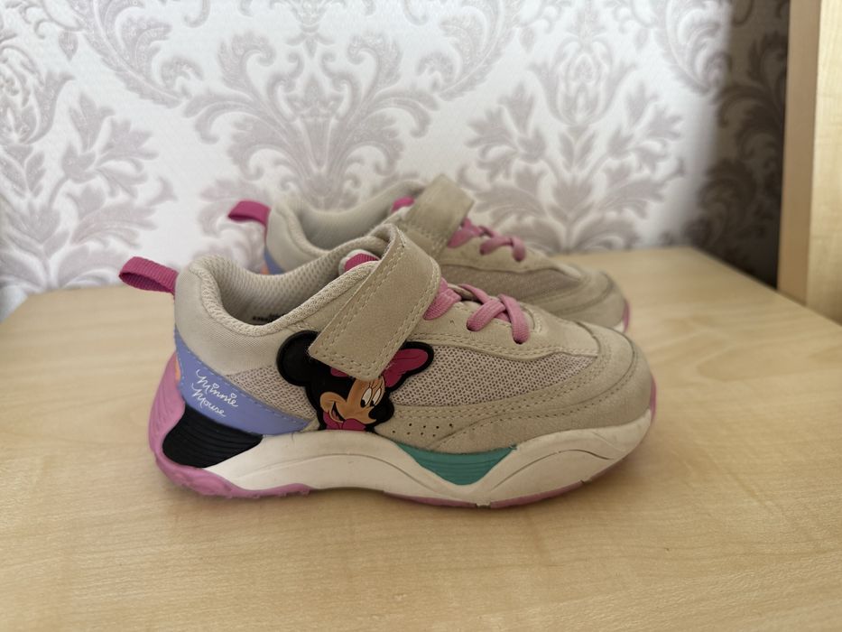 Кросівки дитячі Зара розмір 25