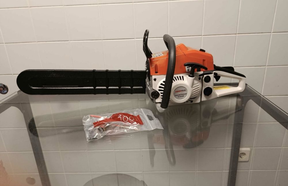 Motosserra 62CC a gasolina de mistura