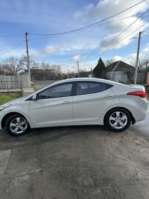 Продам экономную машинку