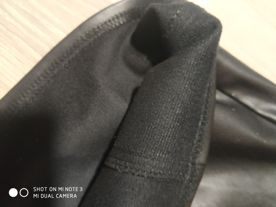 Спідниця під шкіру