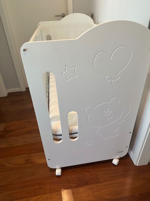 Berço Micuna Globito com gavetão e Colchão Ecus Kids