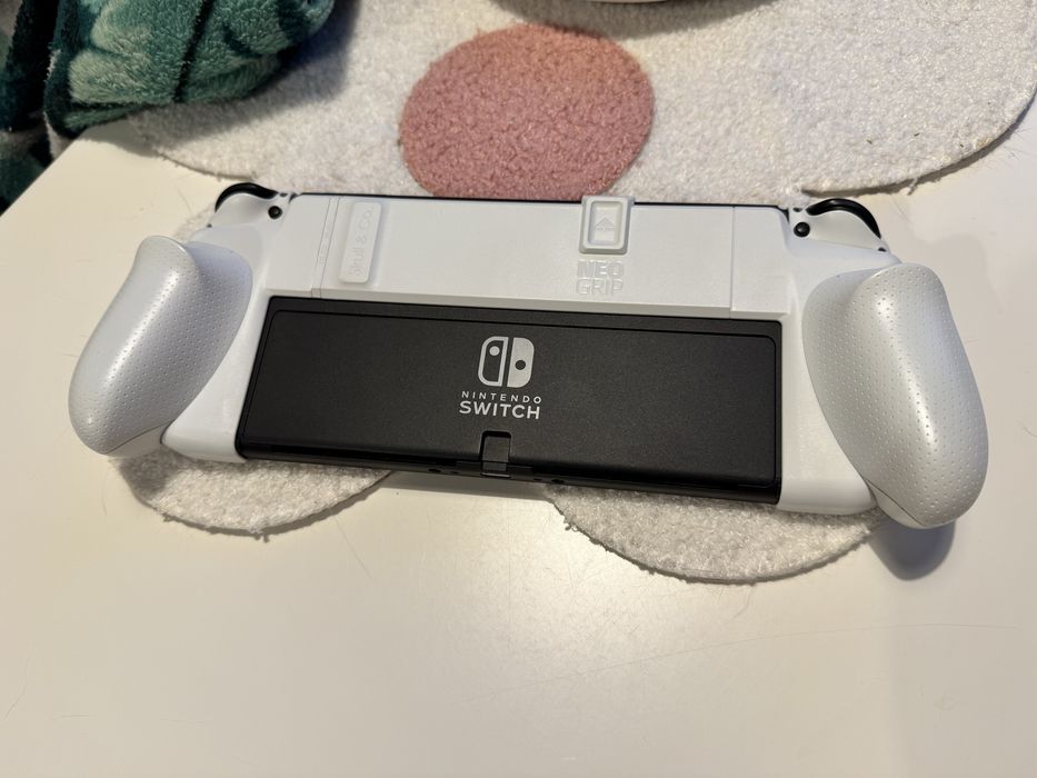Nintendo Switch Oled zestaw Skull&Co