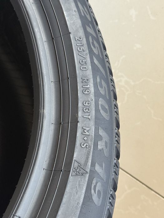 Шини зимові Pirelli 215/50/19 зимние шины 215 50 r19