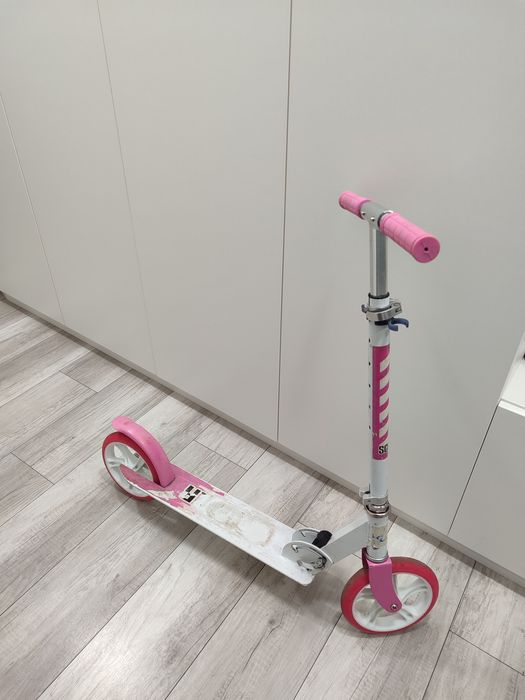 Продам самокат Scooter
