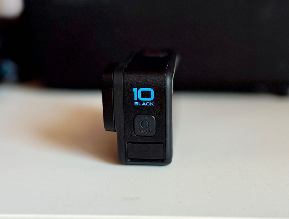 GoPro HERO 10 Black + 3 baterie + ładowarka + akcesoria