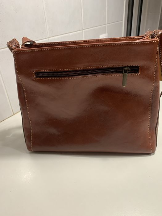 Mala castanha em pele conte di cavour