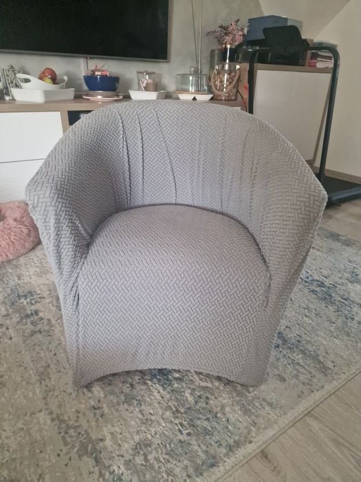 Sprzedam fotel z podnóżkiem