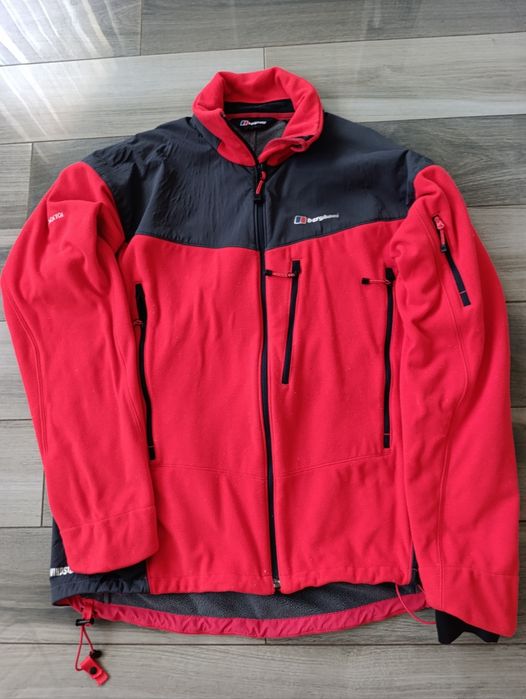 Спортивна ветровка Berghaus