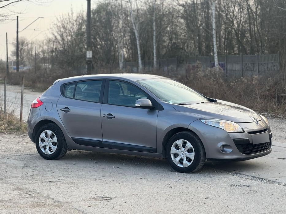 Renault Megane salon polska, 2 właściciel po dziadku, nowy rozrząd