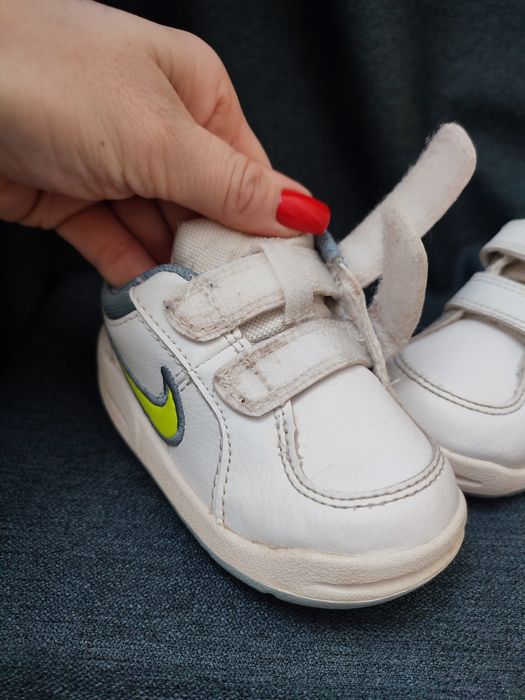 Шкіряні кросівки Nike
