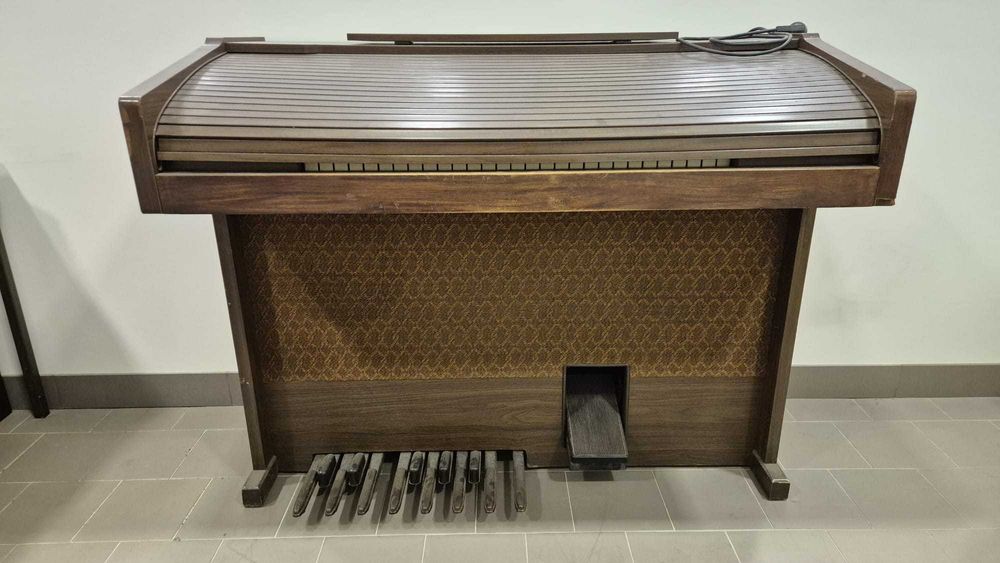 Órgão clássico SISME (Italiano), modelo CD200